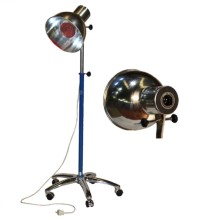 lampara de rayos infrarrojos con base rodable 220240v